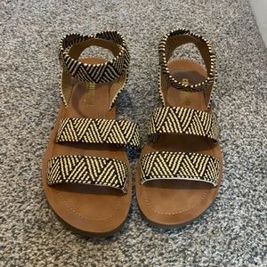 Cushionaire Sandals